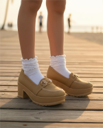 Black platform loafer with a chunky heel - Image 4